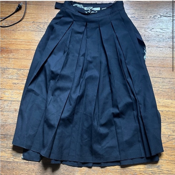 Zara Bundle of Skirts, Dresses and Tops - Retail value of $1100 - Picture 2 of 2